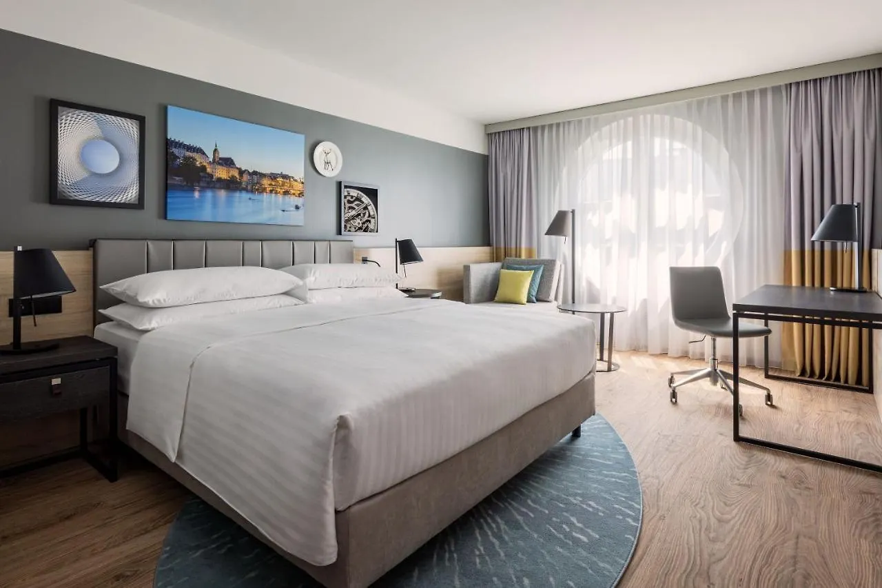 ****  Basel Marriott Hotel Svájc