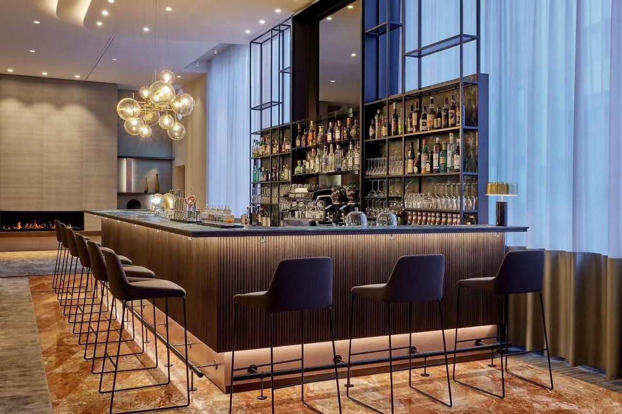Basel Marriott Hotel 4*,